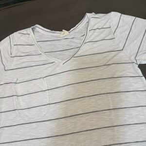 Mote Womens XL Striped V Neck Pocket T-Shirt Casual Short Sleeve Top‎